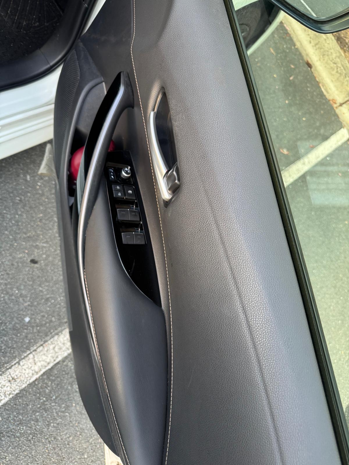 
								Toyota Corolla Touring 2020 full									