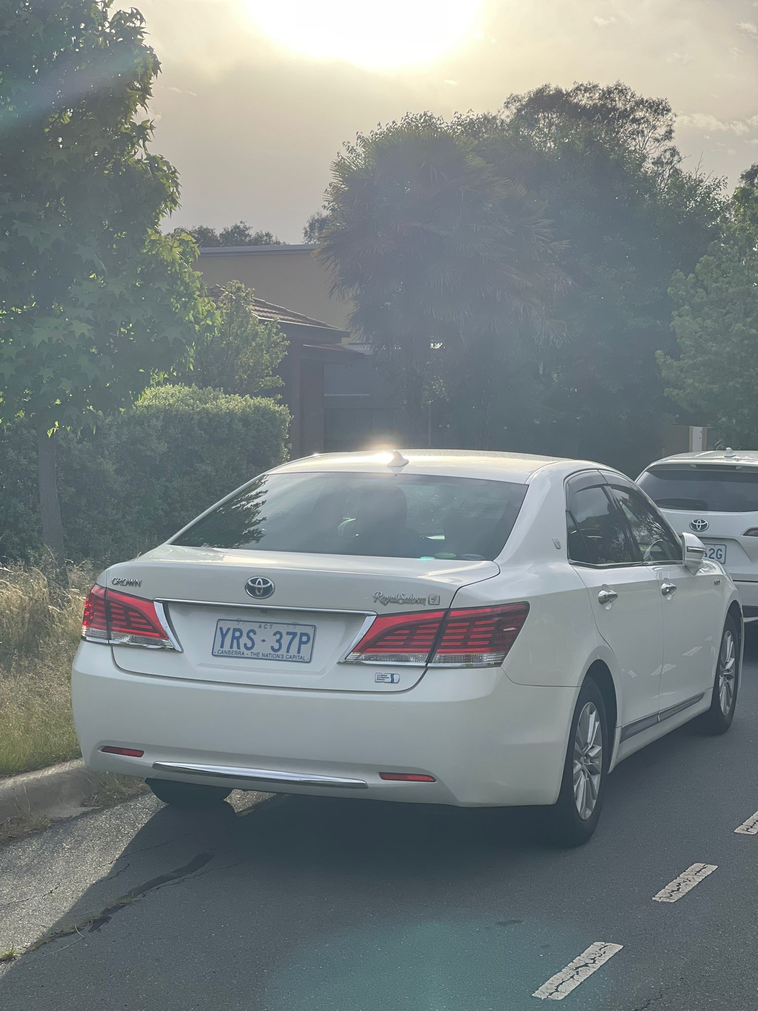 
								Toyato Crown 2013 full									