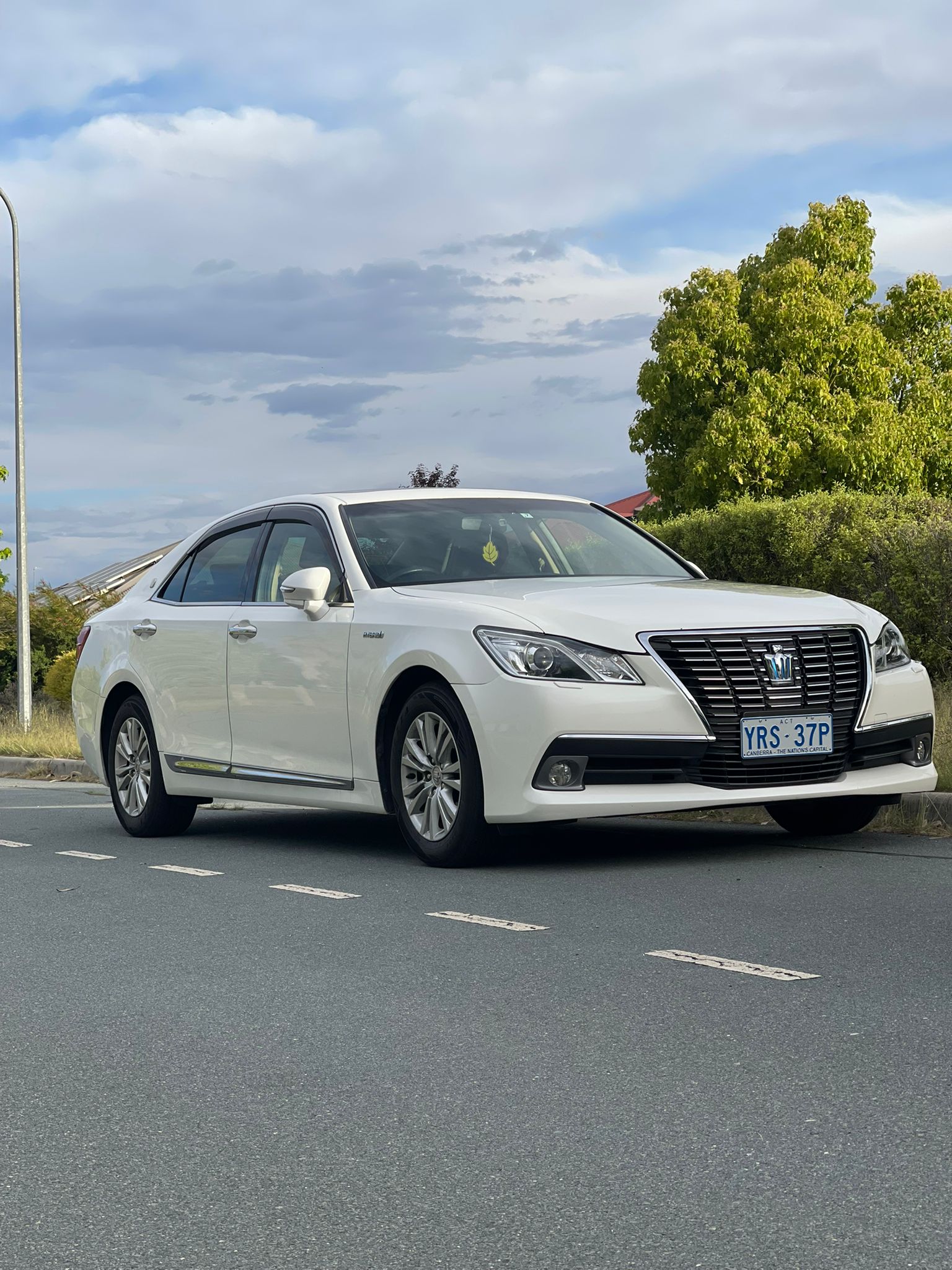 
								Toyato Crown 2013 full									