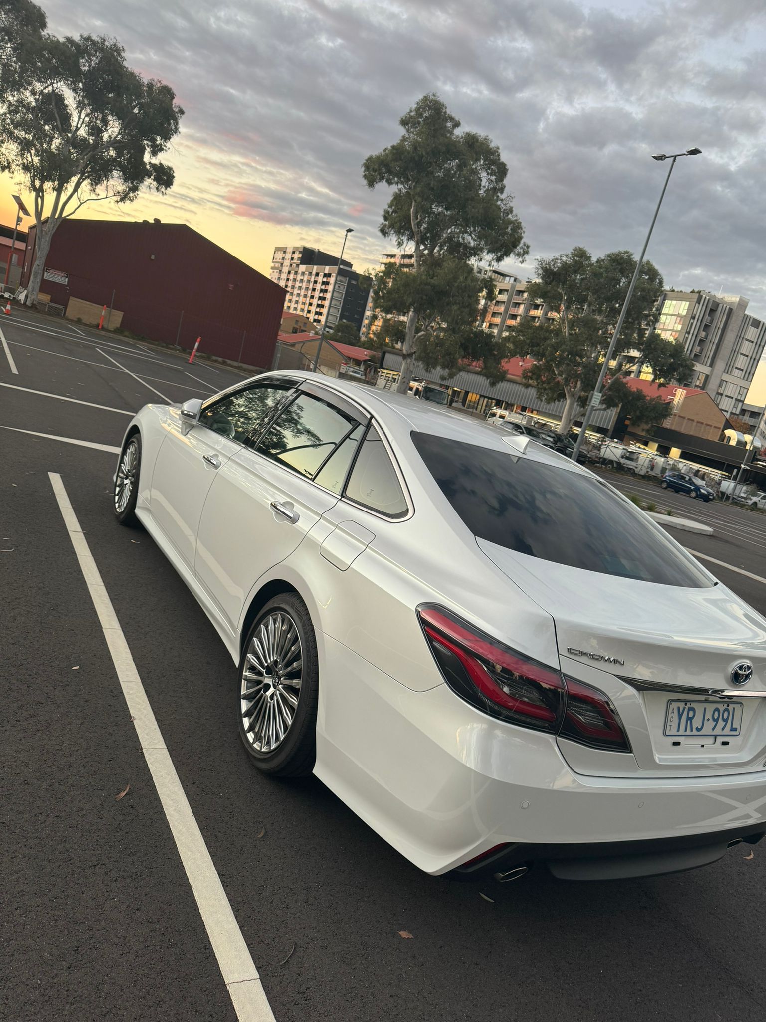 
								Toyota Crown 2022 full									